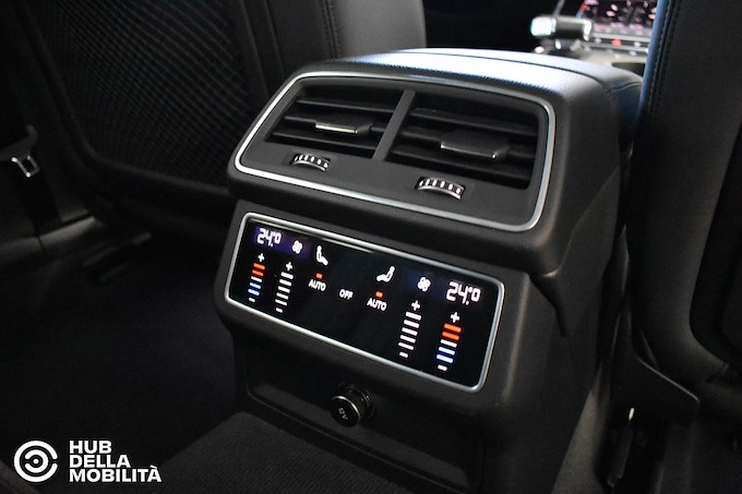 AUDI A6 Avant 45 3.0 TDI quattro ultra S tronic Business Design